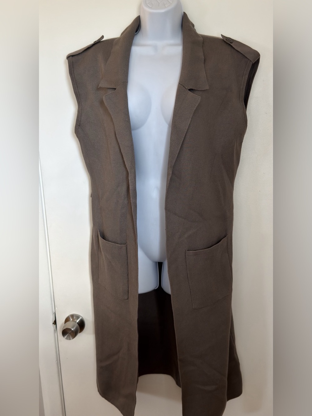 Sioni Brown Taupe Knit Long Vest Size Medium